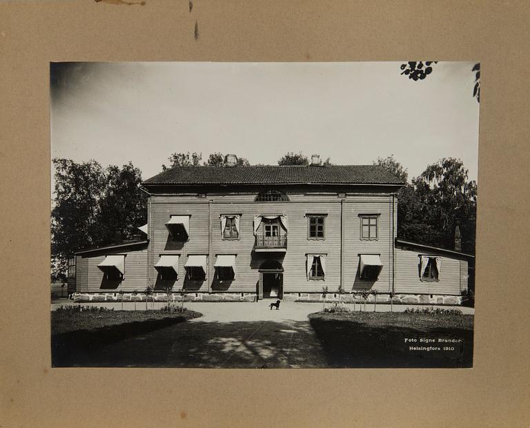 Signe Brander, eleven photographs, mounted on cardboard. First quarter of the 20th century.