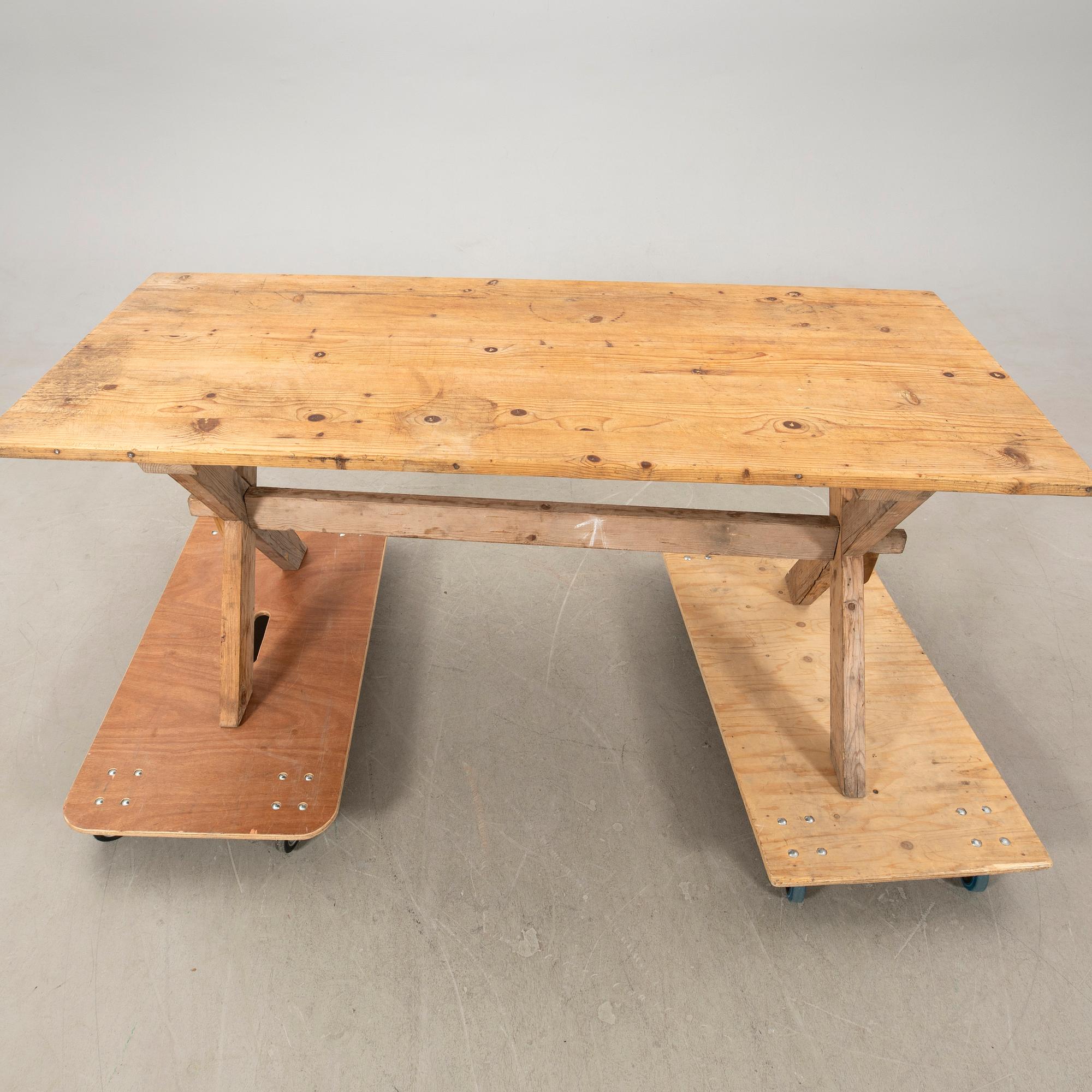 Table/Sideboard, first half of the 20th century.