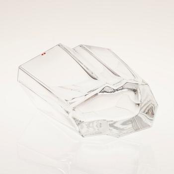 VASER, 2 st, modell 3517, signerad Tapio Wirkkala Iittala 1989 och "Sointu" signerad TW.