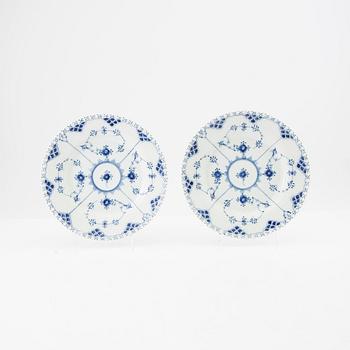 Tallrikar 37 dlr Musselmalet helblonde" Royal Copenhagen Danmark porslin.