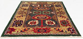 Matta, Västpersisk, "Arts and Crafts-mönster", ca 291 x 184 cm.