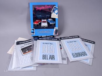 MODELLBILAR, 12+3, Franklin Mint mm, 2 vägghyllor samt dokumentation medföljer.