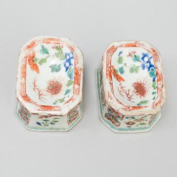 Two famille rose salts, Qing dynasty, Qianlong (1736-95).