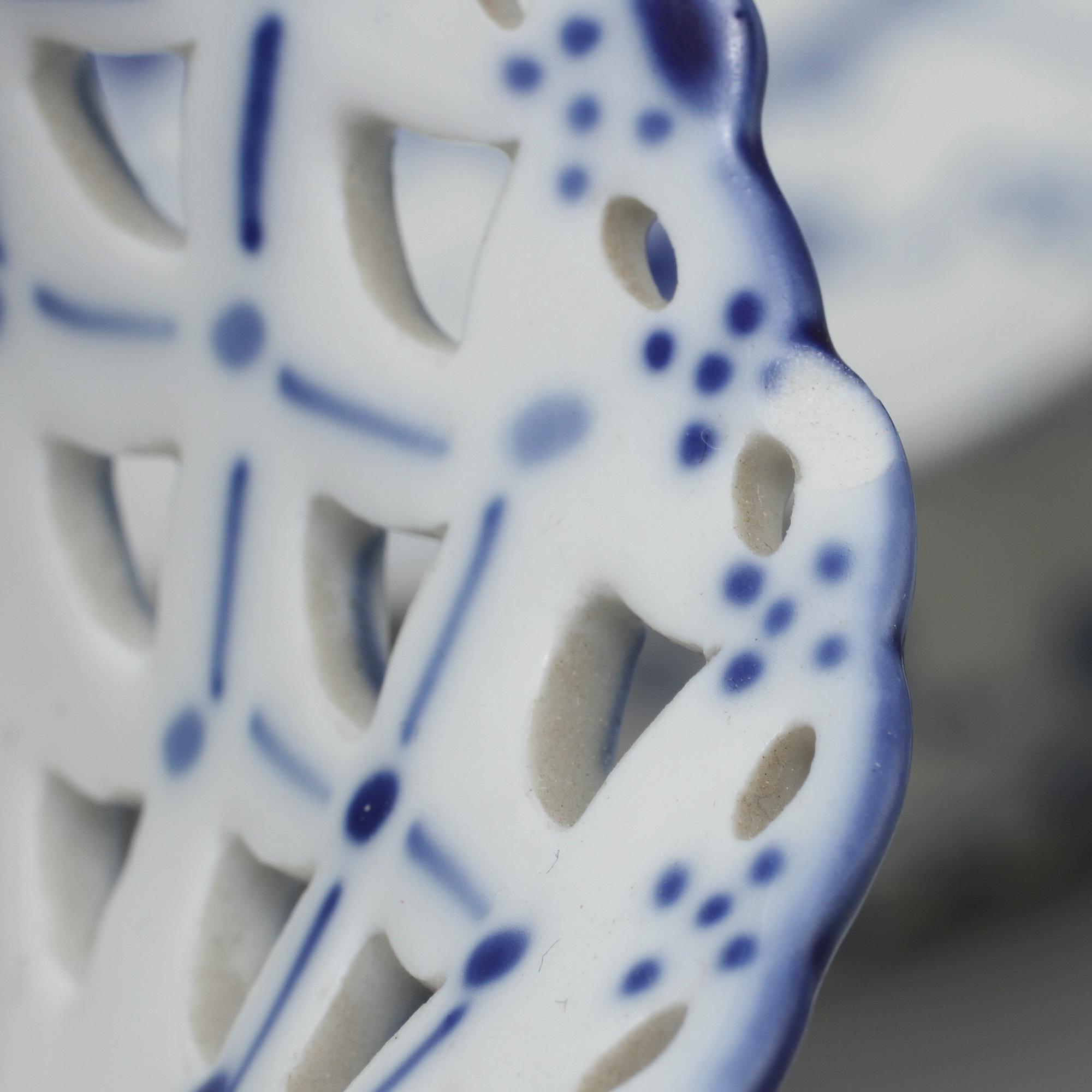 SERVISDELAR, 49 st, porslin,  "Musselmalet", Royal Copenhagen.