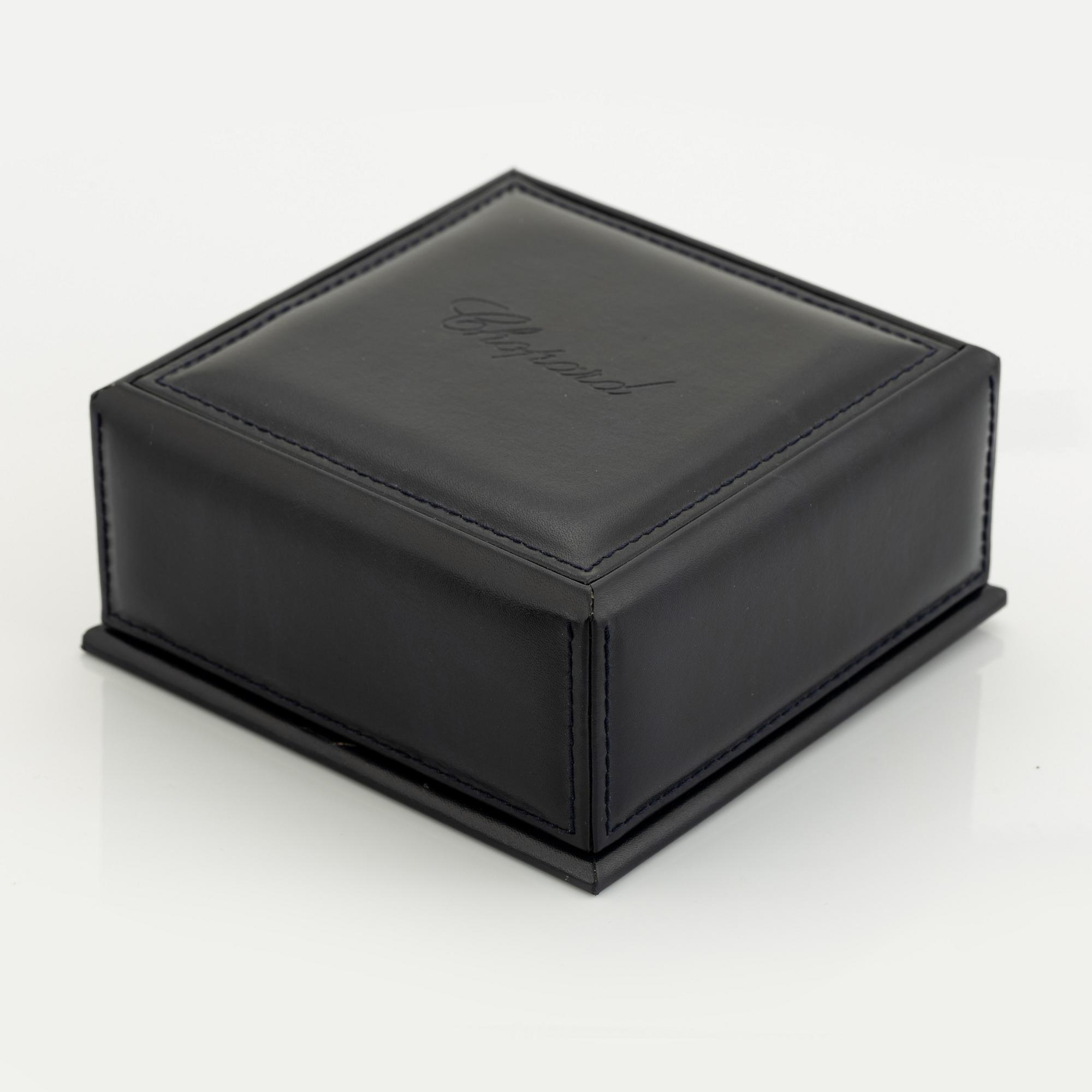 18K gold and brilliant cut diamond "ice cube" necklace, Chopard.