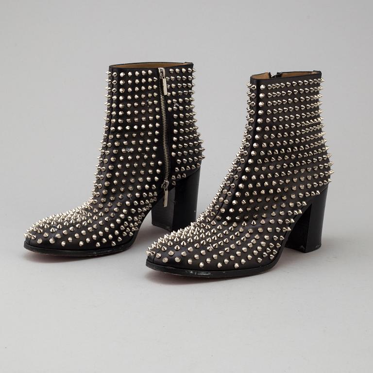 CHRISTIAN LOUBOUTIN, Skor, storlek 43.
