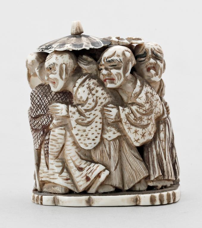 NETSUKE, ben, Japan, sannolikt Meiji (1867-1911).
