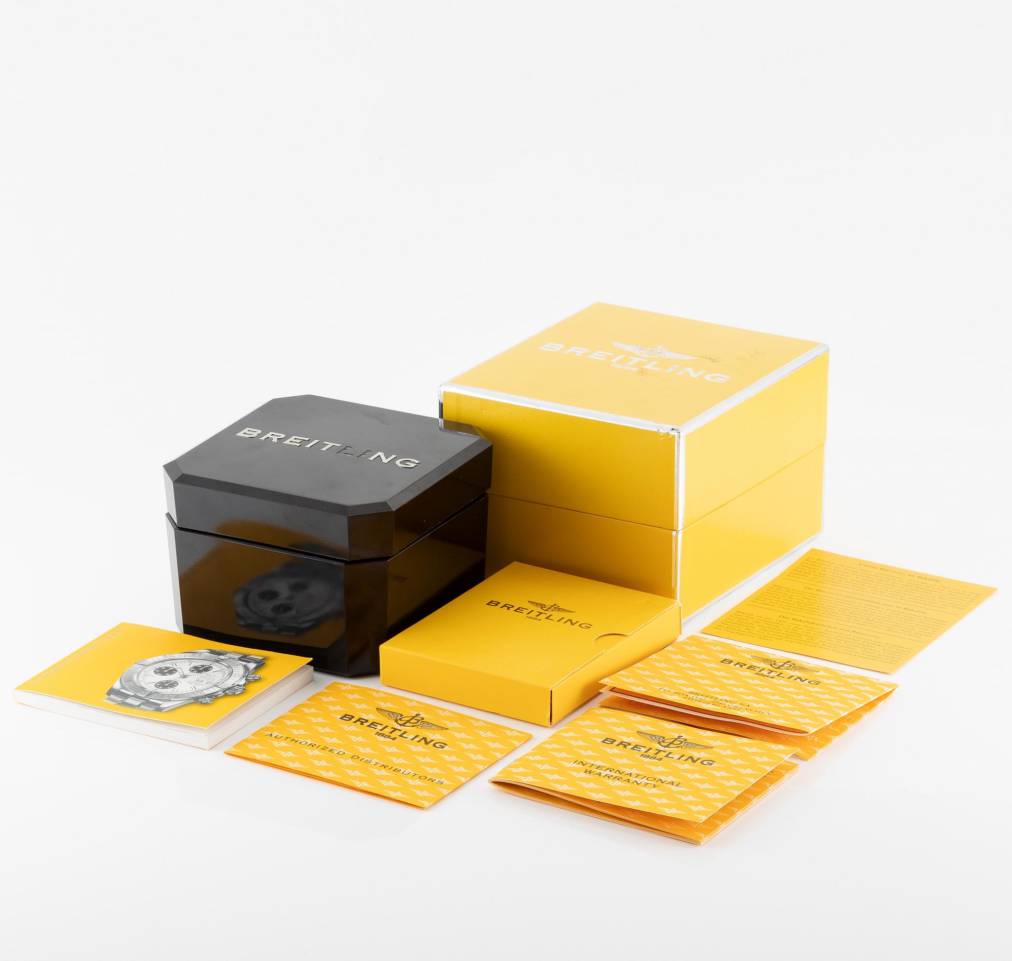 Breitling, Chrono SuperOcean, Chronometer, chronograph, wristwatch, 42 mm.