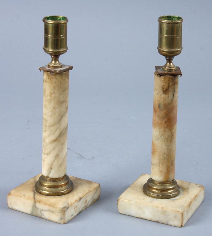 LJUSSTAKAR, ett par, sengustavianska, 1800-tal.