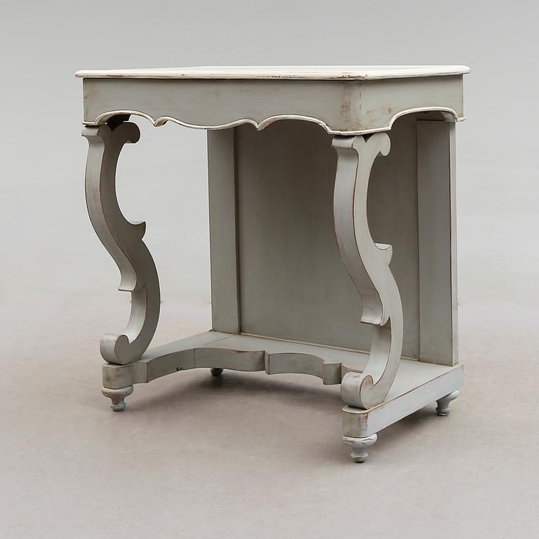 KONSOLBORD, 1800-talets andra hälft.