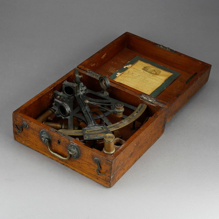 SEXTANT i SCHATULL, Reynolds & son Ltd, London, omkring 1900.
