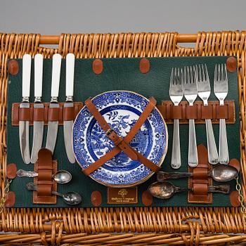 A Mulberry picnic basket second 20th century.