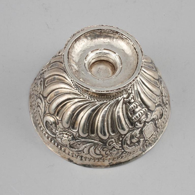 SKÅL, silver, 1700-tal, vikt 86 g.