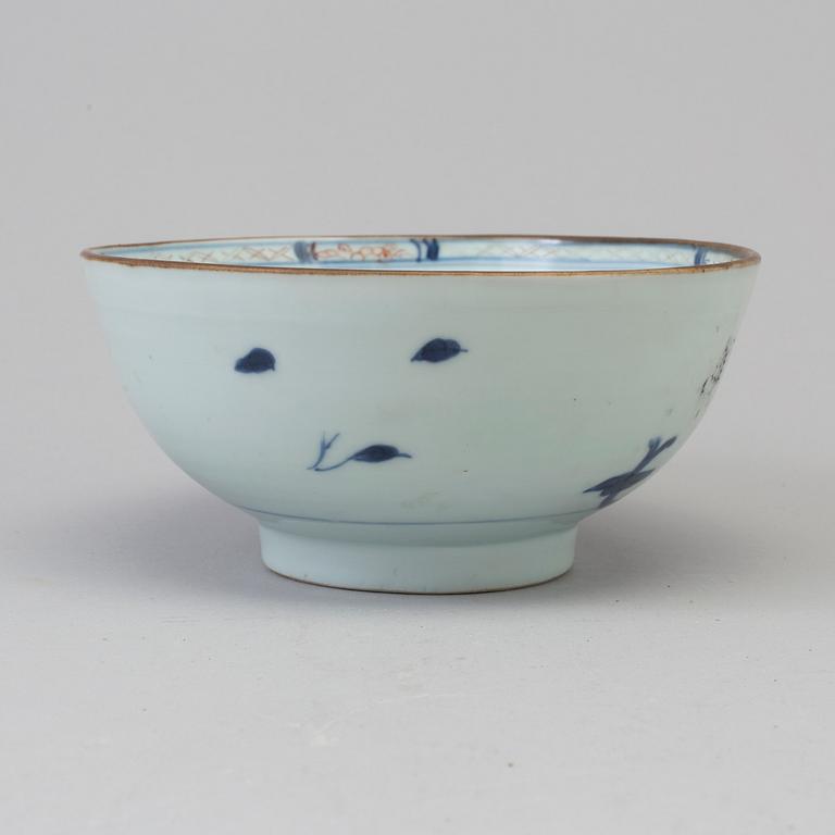 A blue and white bowl, Qing dynasty, Qianlong (1736-95). "Nanking Cargo".