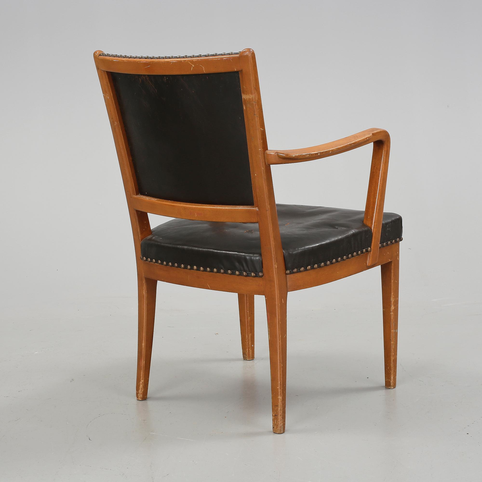 KARMSTOL, 1900-talets början.