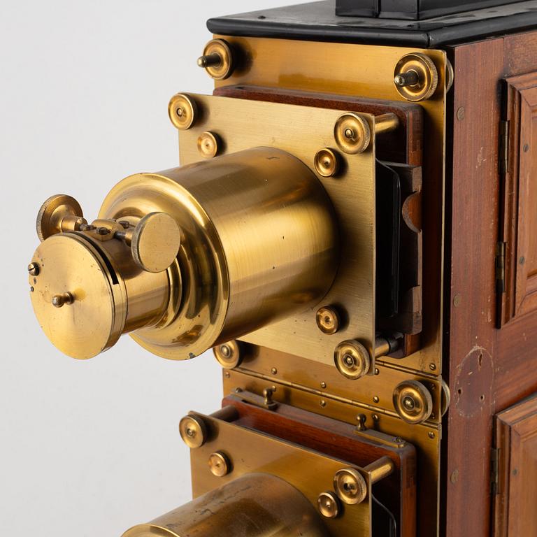 Scioptikon/Lanterna Magica, circa 1900.