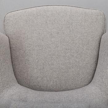 A 'Farmor' easy chair by Carl Malmsten, late 20th century.