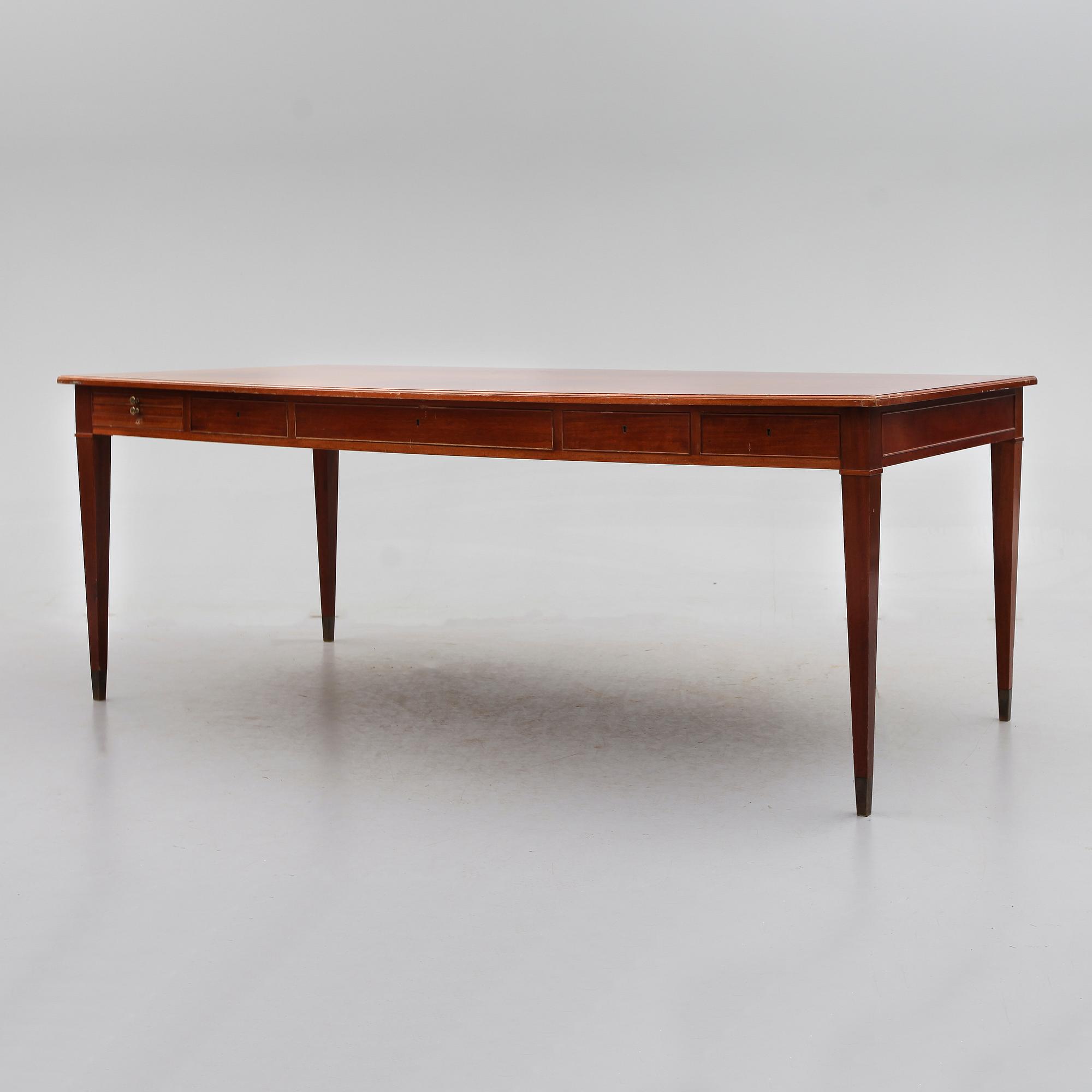 SKRIVBORD, gustaviansk stil, 1900-talets mitt.