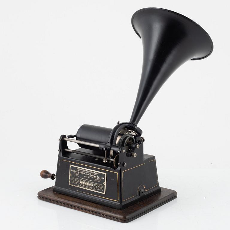 A 'GEM' phonograph, Thomas A. Edison, around 1900.
