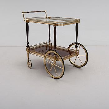 SERVERINGSVAGN, 1900-talets andra hälft.