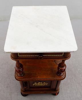 POTTSKÅP, 1800-talets andra hälft.