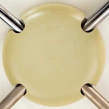 ARNE JACOBSEN, 6 st "Sjuan"  Fritz Hansen, Danmark.