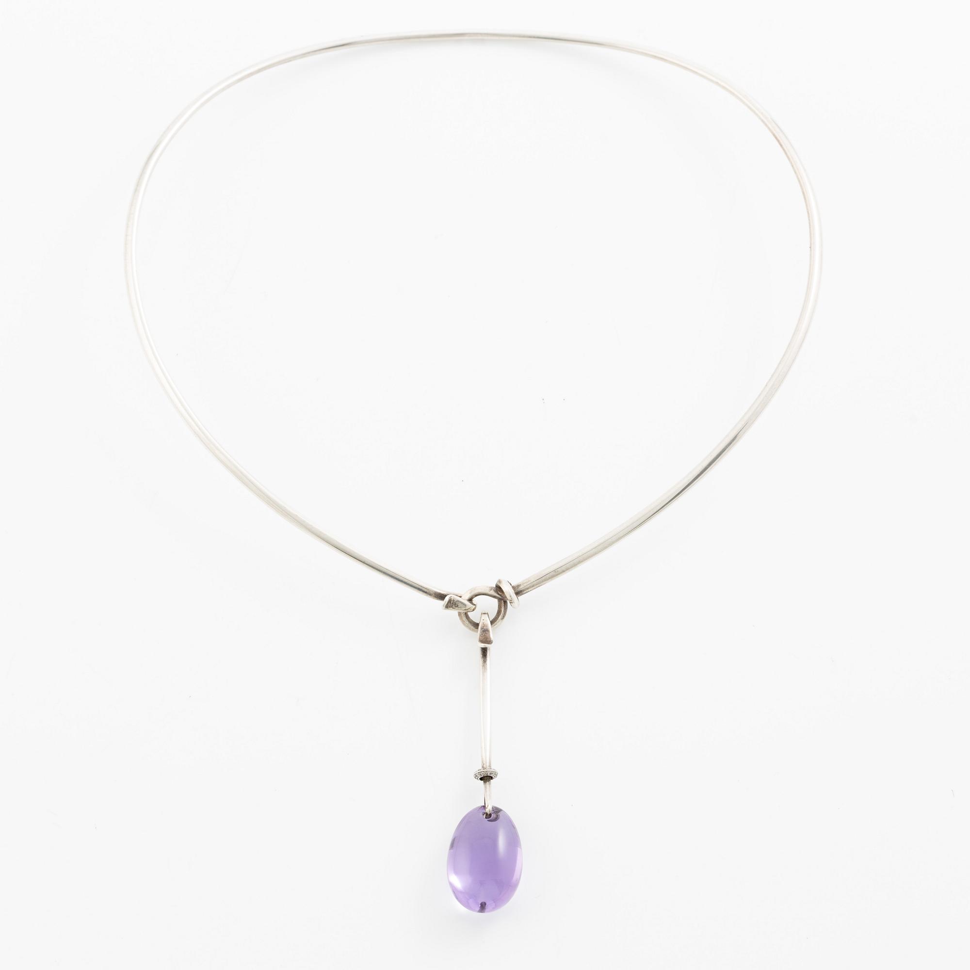 Vivianna Torun Bülow-Hübe, collier "Dew-drops", silver, ametist och briljanter för Georg Jensen.