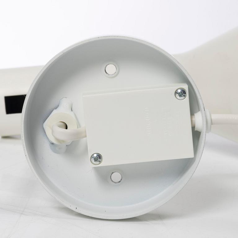 Arne Jacobsen, An 'AJ' wall lamp. Louis Poulsen, 21st century.