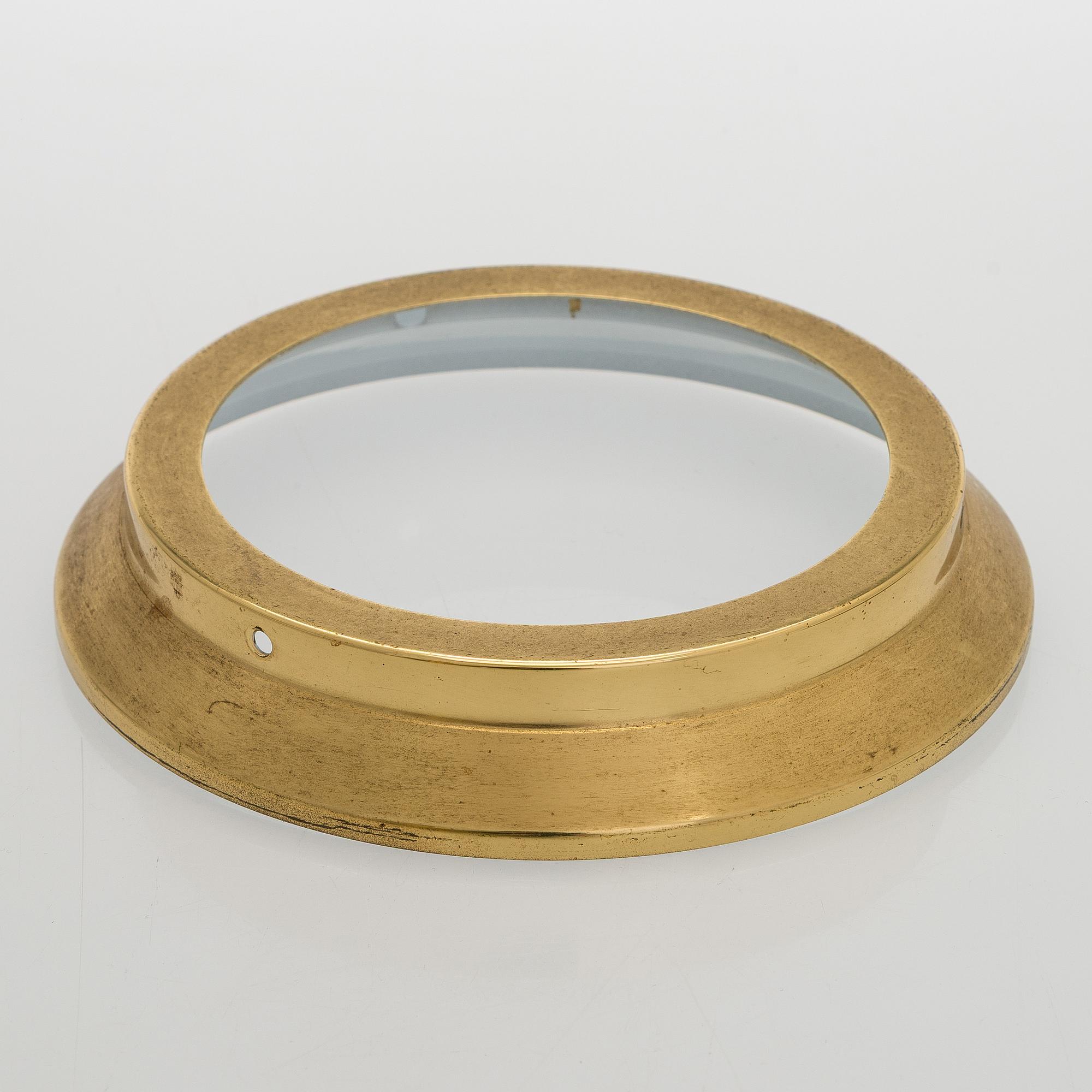 Hans-Agne Jakobsson, pöytävalaisin, malli B142,  Markaryd, 1960-70-luku.