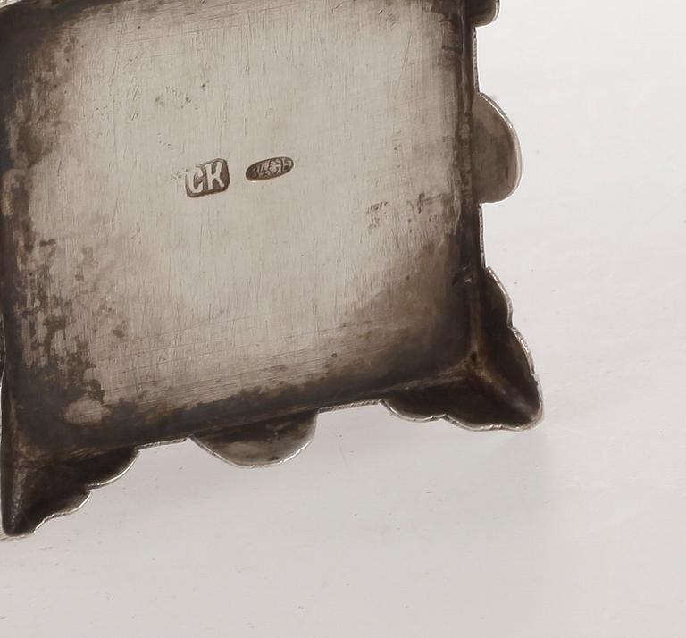 SALTKAR, silver, Ryssland omkring sekelskiftet 1900. Vikt ca 62 gram.
