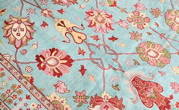 A carpet, Ziegler design, approx. 356 x 265 cm.