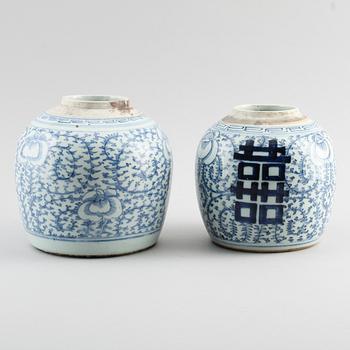 BOJANER, 2 st, porslin, Kina, 1800-tal.