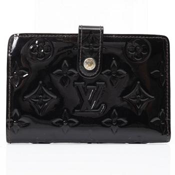 Louis Vuitton, Translation: "wallet".
