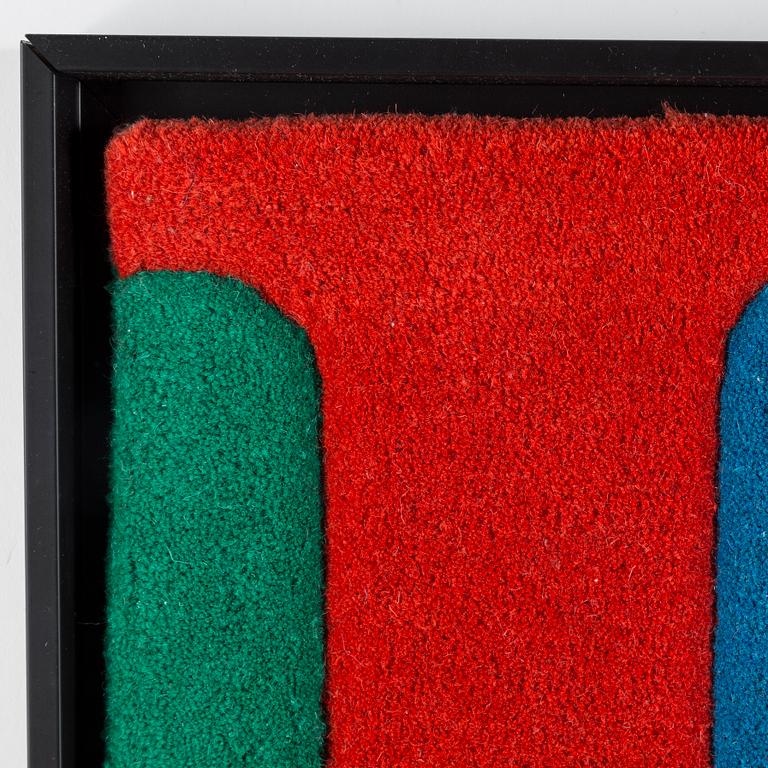 FRAMED CARPET. "Classic Love", Hand tufted in 2007. 77 x 77 cm. Robert Indiana.