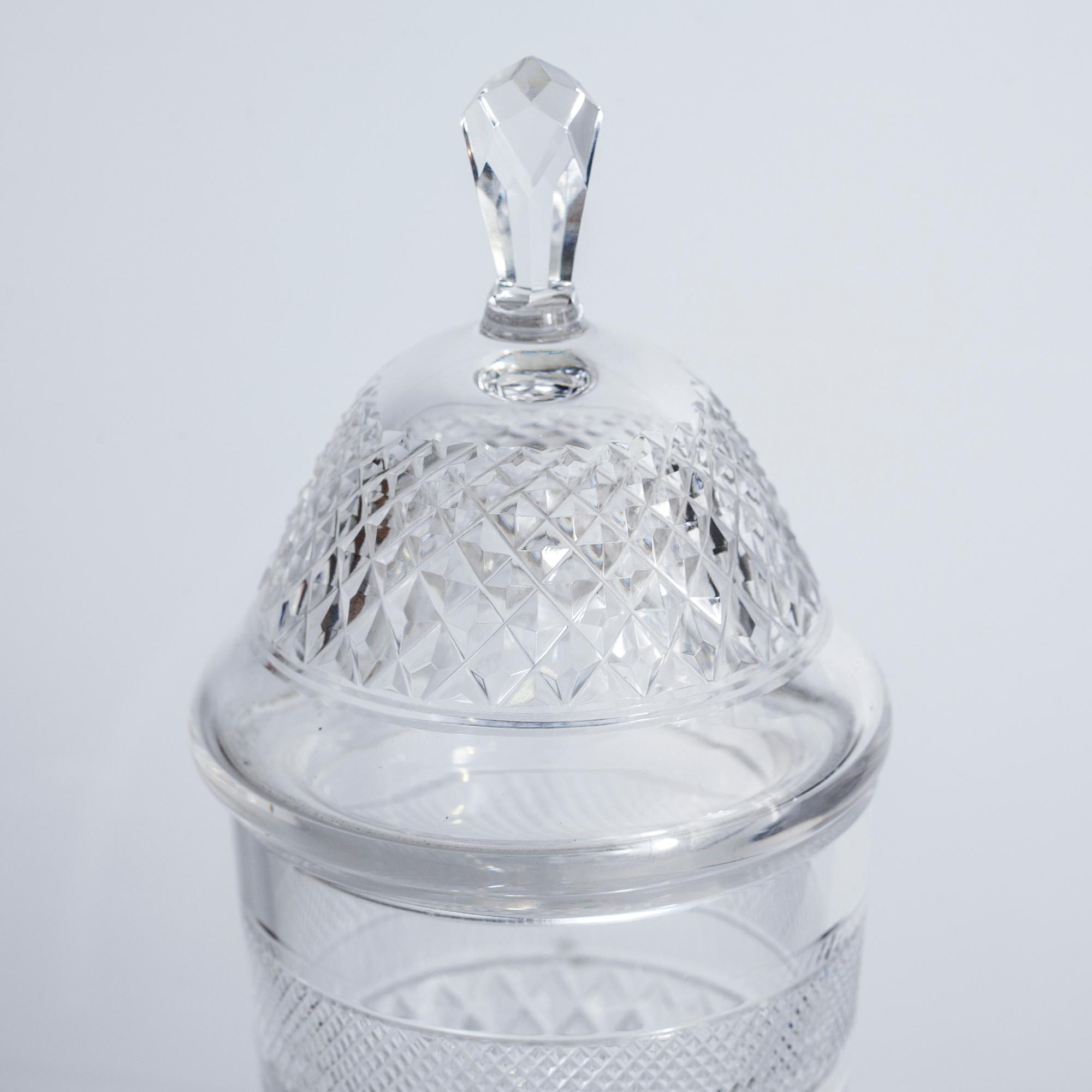 Four glass bowls on foot, "Kent", by Elis Bergh for Kosta, second half of the 20th century.