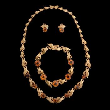 NECKLACE, BRACELET and EARRINGS, facetted citrines, 18K gold. A. Tillander, Helsinki 1955.