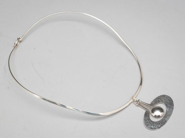 HALSRING, sterling.  Tapio Wirkkala. 1975. Vikt ca 20 g.