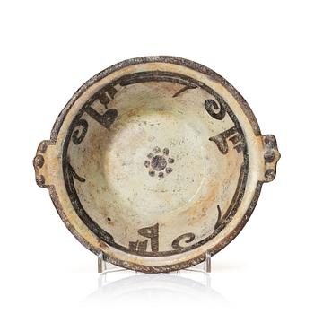 An east Persian pottery bowl, 10th to the 11th century.