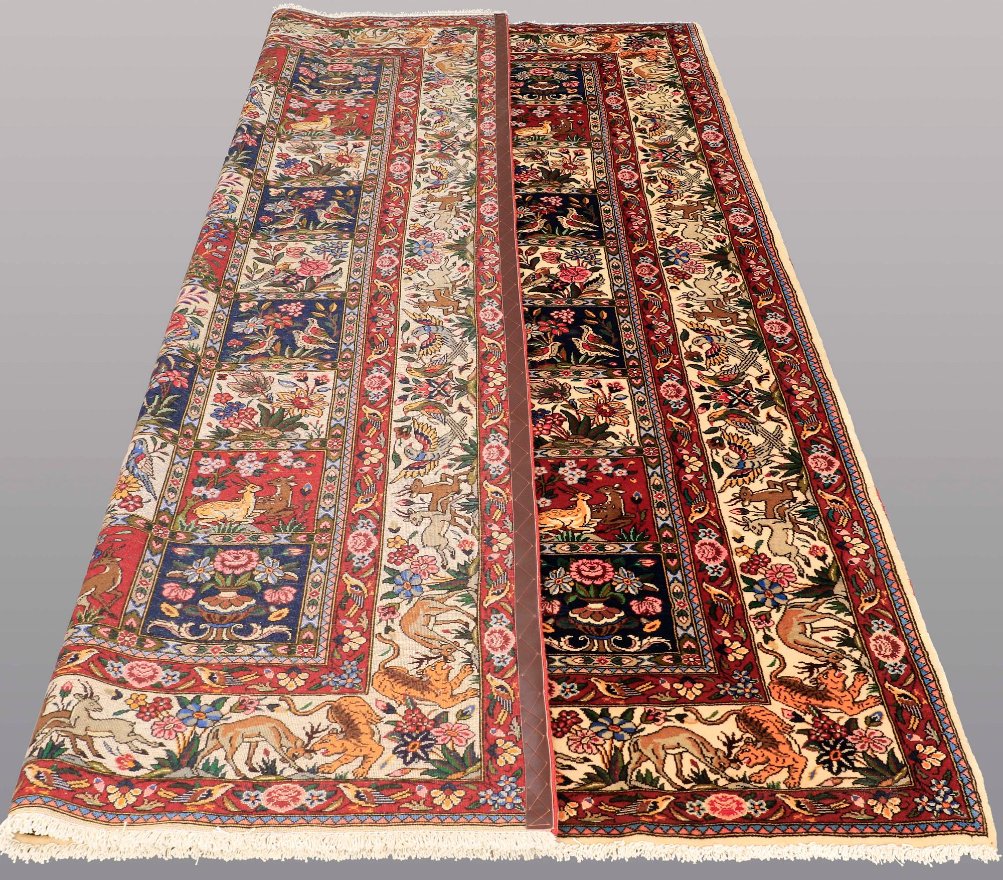 MATTA, Baktiari figural, ca 307 x 204 cm.