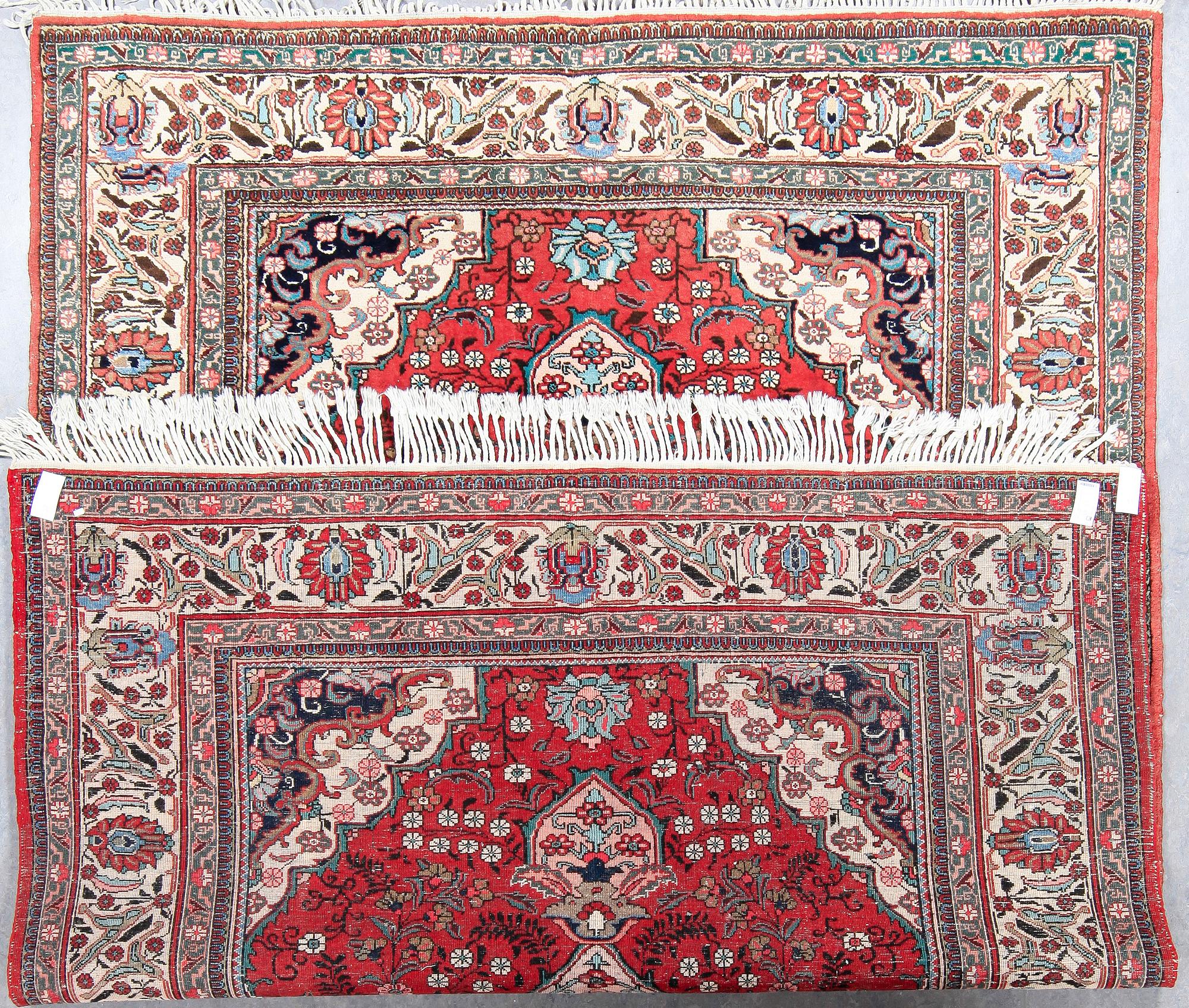 MATTA, orientalisk. Ca 315,5 x 227.