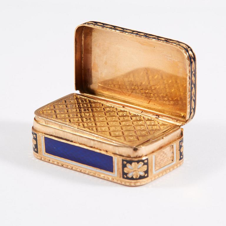 A French late 18th century gold and enameled vinigrette.