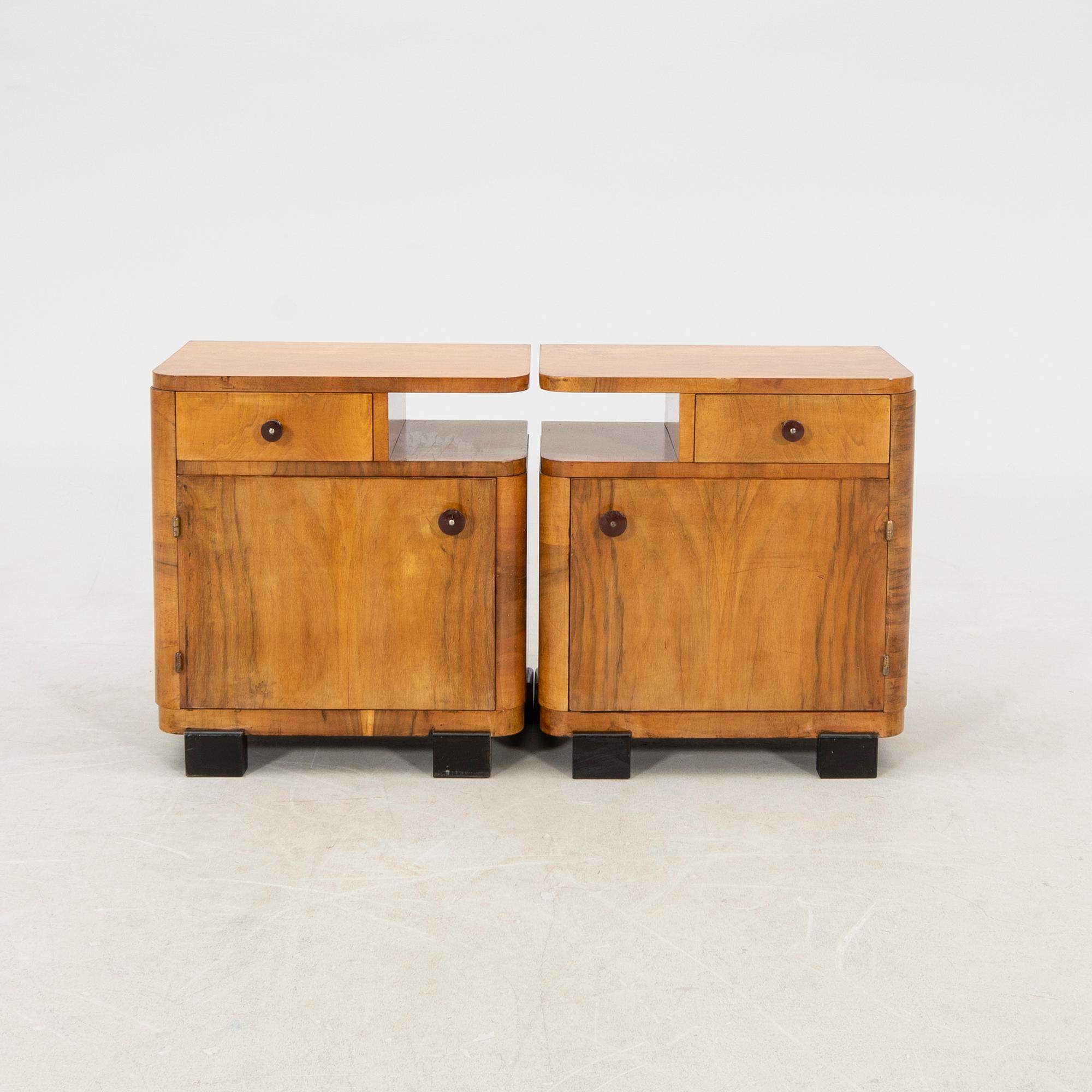 Sängbord ett par 1900-talets första hälft.