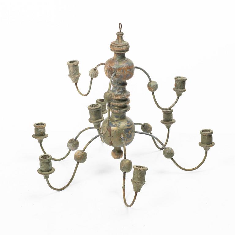 A wooden chandelier, 19th/20th century.