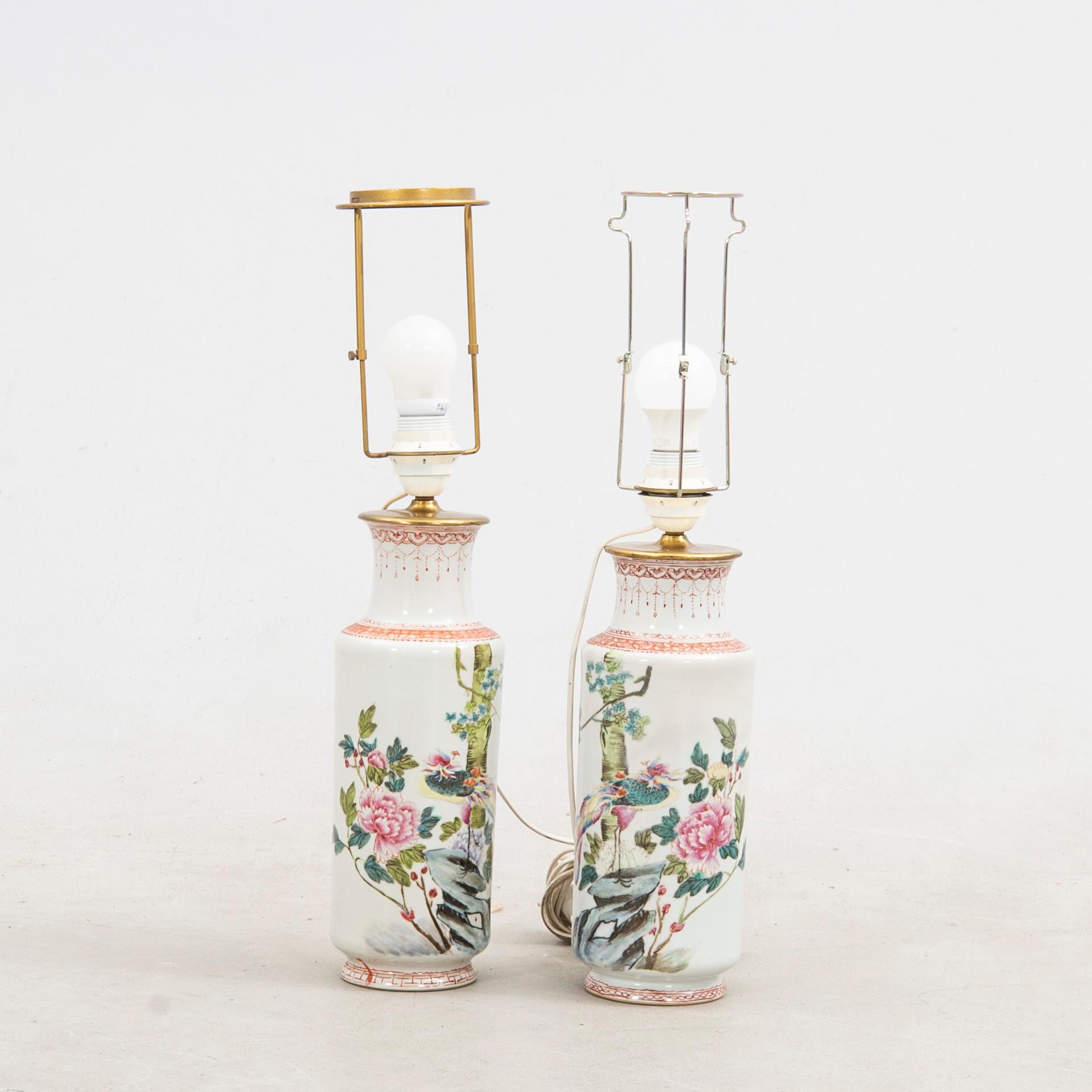 Bordslampor ett par, Kina, 1900-tal.