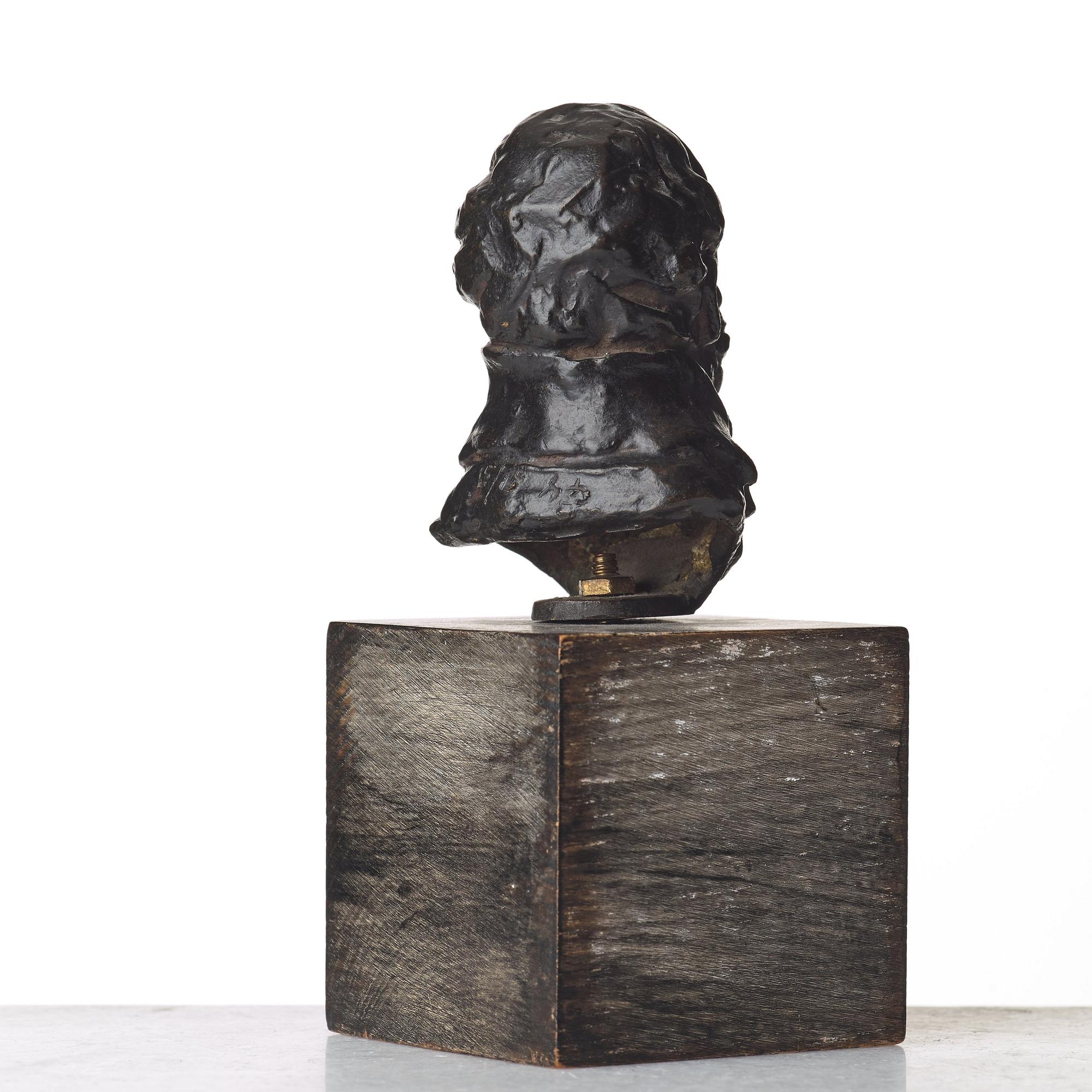 Honoré Daumier Efter, Byst med leende man.