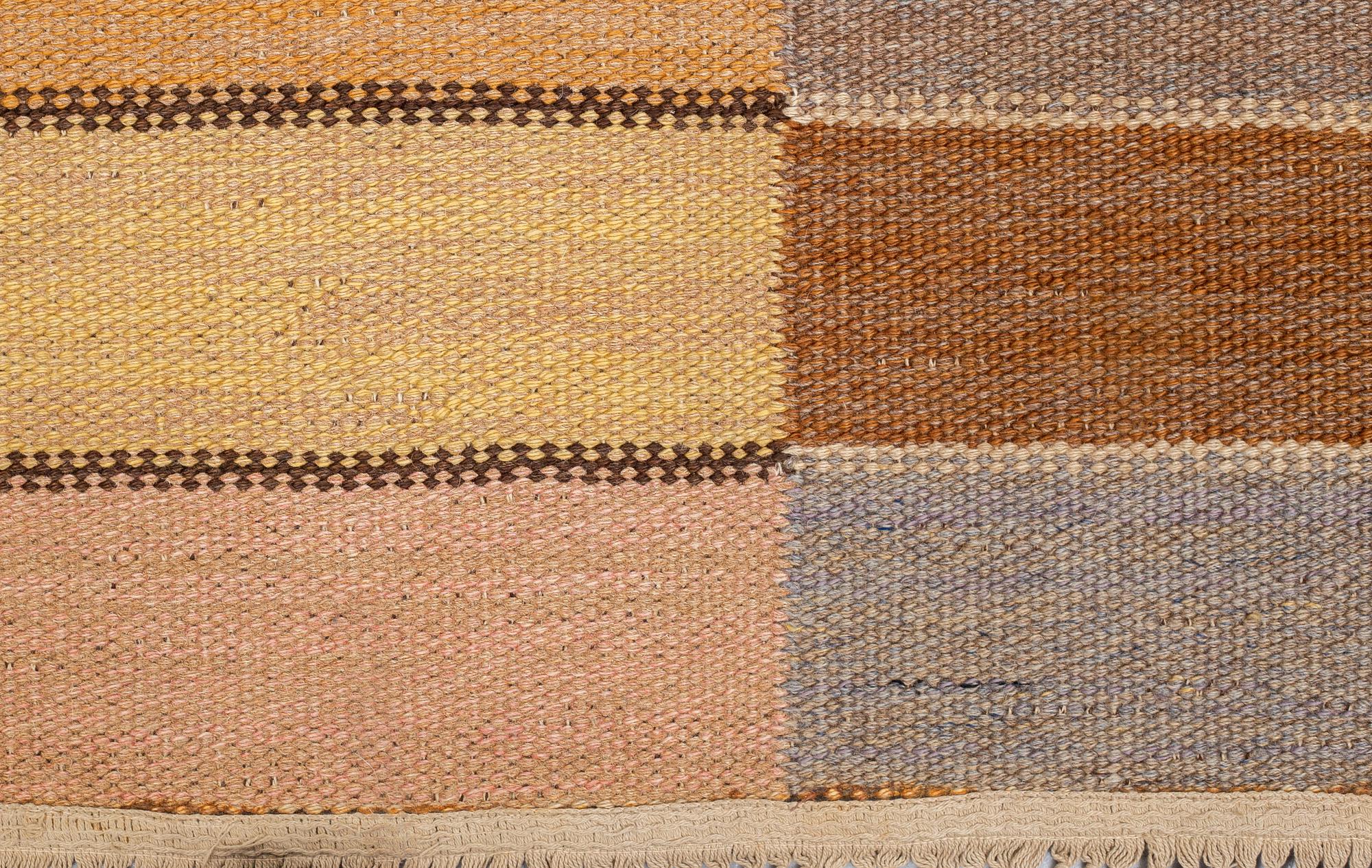 Märta Måås-Fjetterström, matta, "Nöthåret", rölakan, ca 197,5 x 118-119 cm, signerad MMF.