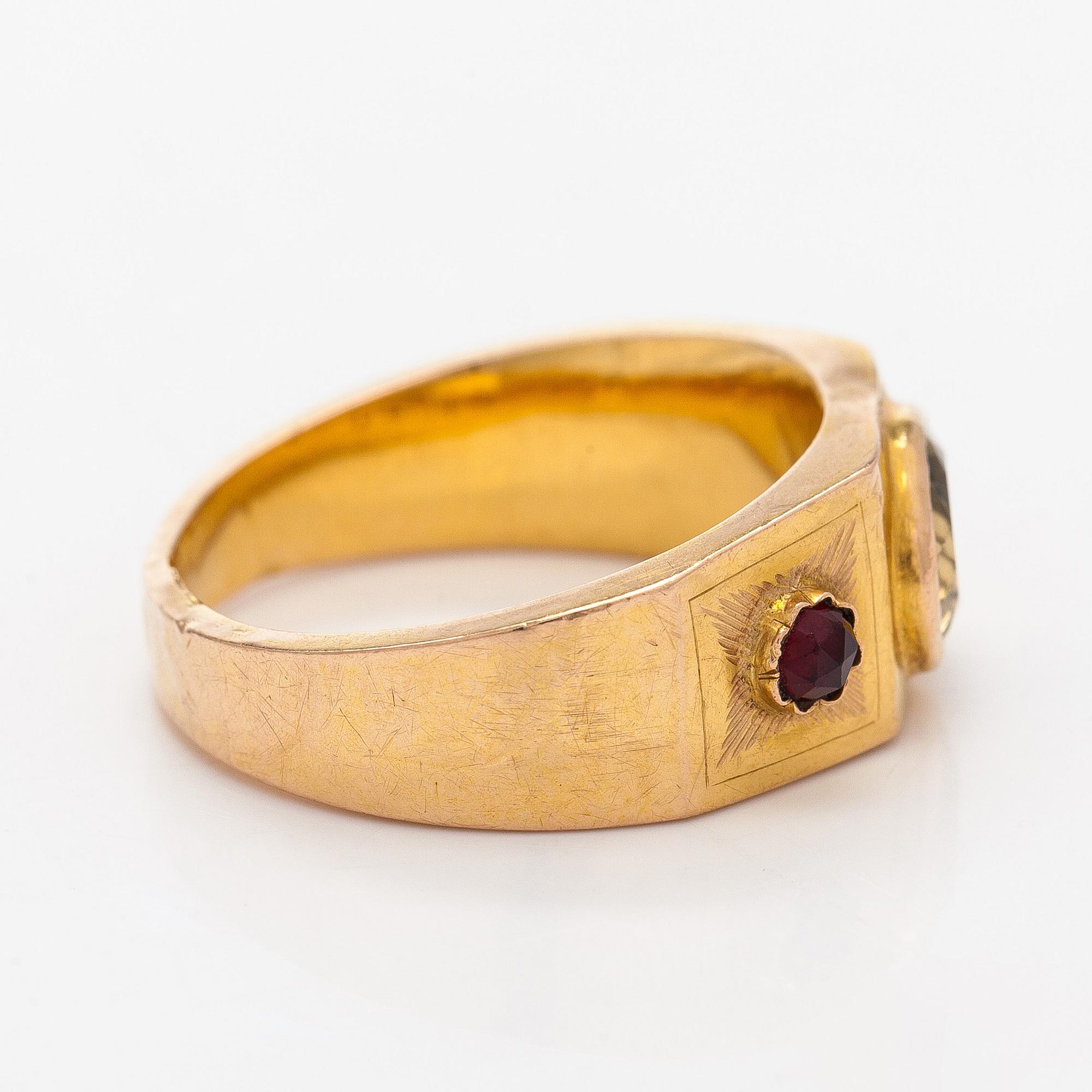 Ring, 18K guld, citrin, granater, Bertil Gottfried Wikström, Nystad, 1876.
