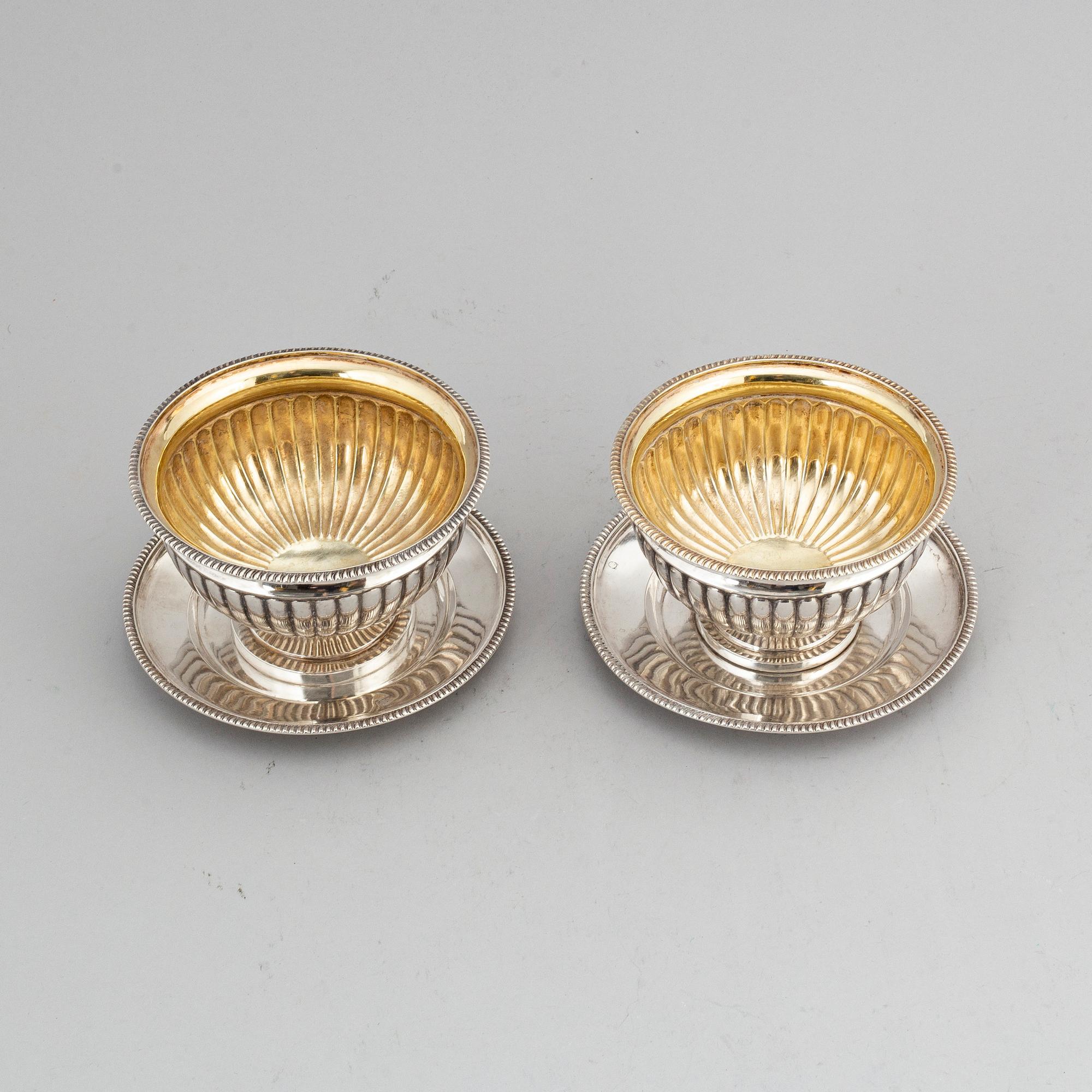 ANDERS LUNDQUIST, såsskålar, ett par, silver, empire, Stockholm, 1828 & 1831.