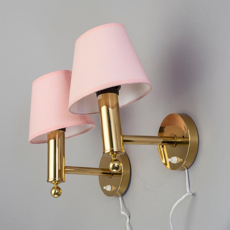 VÄGGLAMPOR, 1 par, mässing, Bergboms, 1900-talets andra hälft.