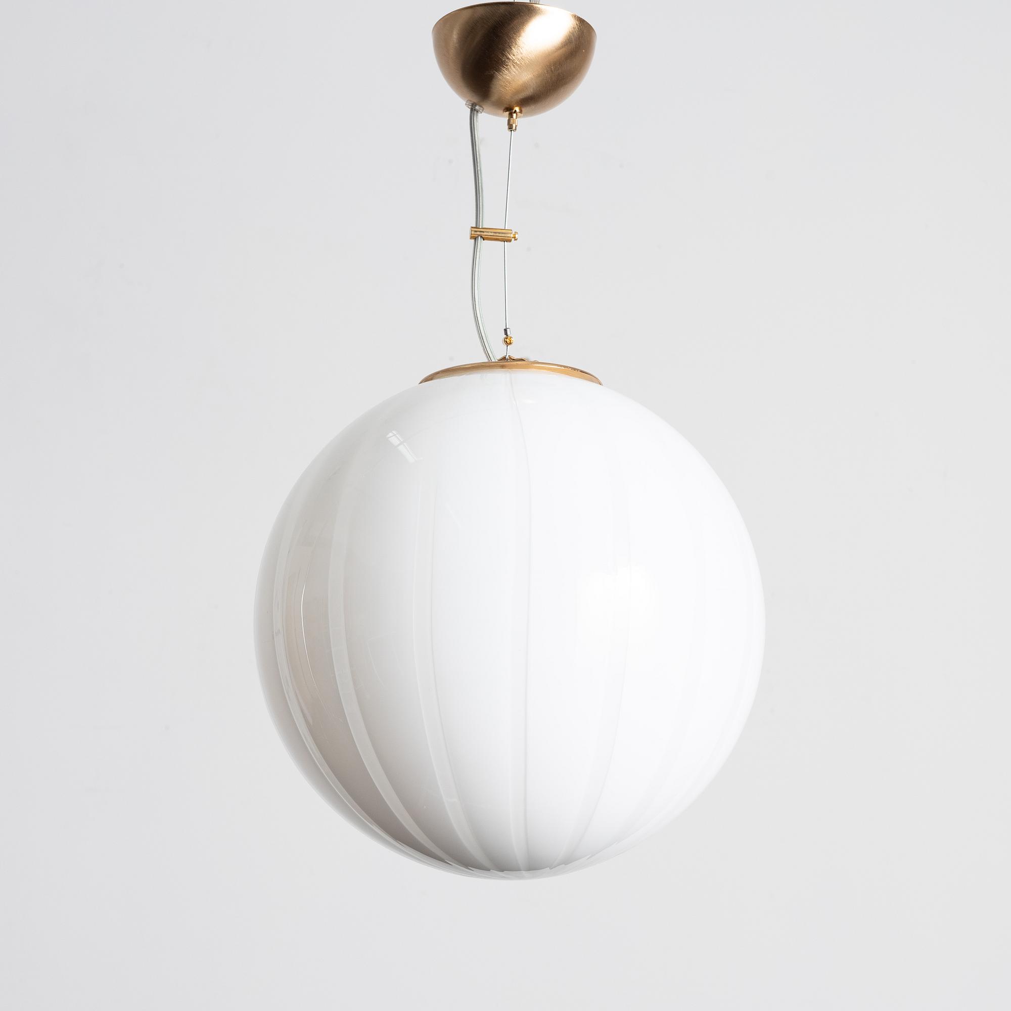 Taklampa, troligen Murano, Italien.